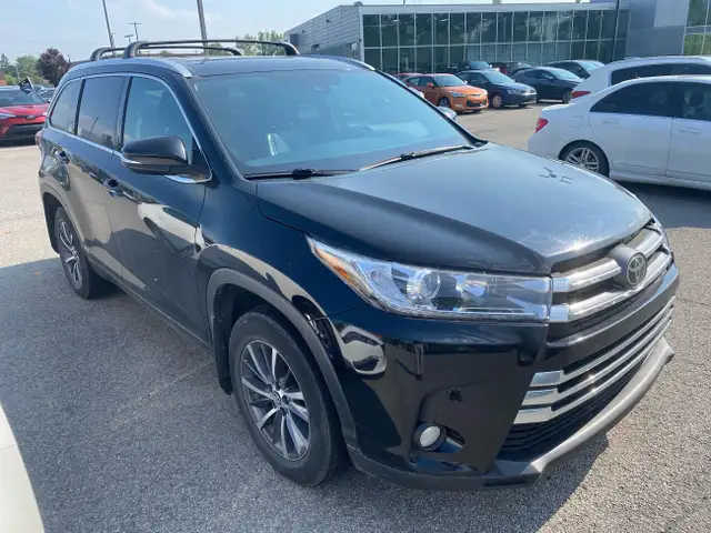 2017 Toyota Highlander XLE AWD AUCUN ACCIDENT, BANCS EN CUIR, TO in Cars & Trucks in City of Montréal - Image 3