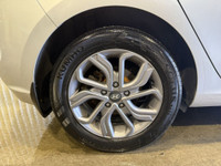Welcome Ontario customers! All our vehicles are Ontario safety check/e-tested. We offer financing ad... (image 6)