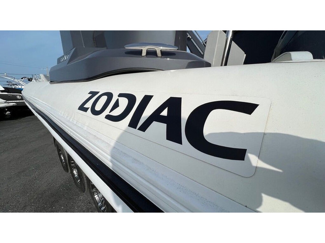 2024 Zodiac MEDLINE 9 in Powerboats & Motorboats in Québec City - Image 4