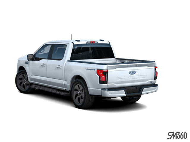 2025 Ford F-150 Lightning Flash 4WD SuperCrew 5.5' Box in Cars & Trucks in Longueuil / South Shore - Image 2