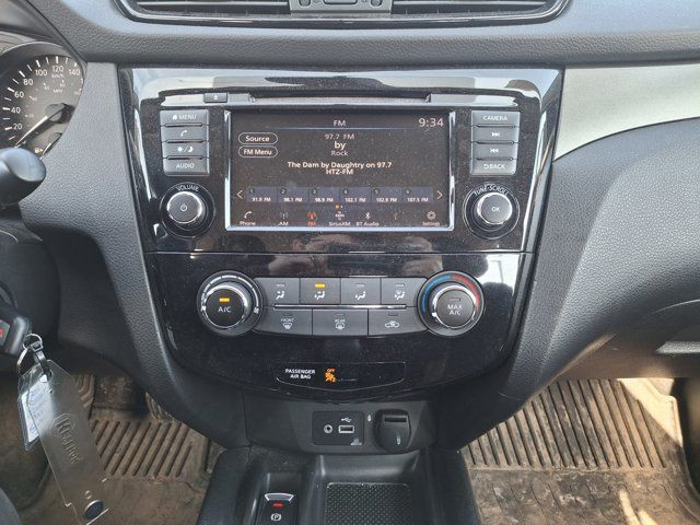 2019 Nissan Qashqai S| Manual Transmission | Apple CarPlay in Cars & Trucks in Guelph - Image 4