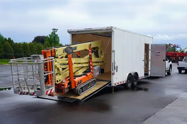 Miska Brute 8.5'x20' Enclosed Equipment Trailer in Cargo & Utility Trailers in Ottawa - Image 4