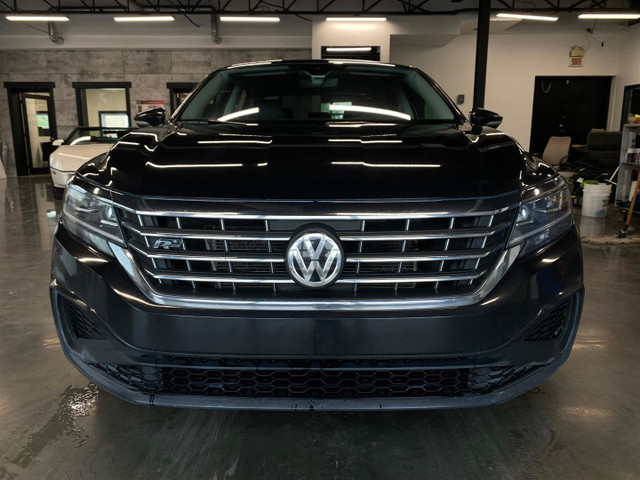 Volkswagen Passat Execline Auto 2020 in Cars & Trucks in City of Montréal - Image 2