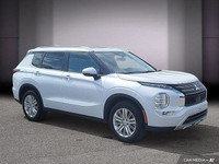 Le Mitsubishi Outlander SE 4WD 2023 est un VUS compact qui combine performance, confort et technolog... (image 8)