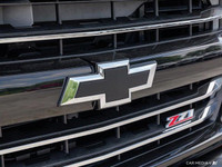 Experience the power and capability of this 2017 Chevrolet Silverado 1500 LTZ Crew Cab Pickup. This... (image 8)