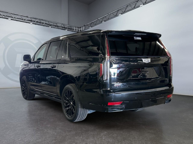 2023 Cadillac Escalade ESV Sport 3.0L DURAMAX 6CYL | HEATED &... in Cars & Trucks in Lethbridge - Image 3