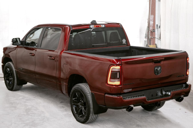 2022 RAM 1500 Sport 4x4 Crew Cab 5'7" Box for sale in Cars & Trucks in Red Deer - Image 4