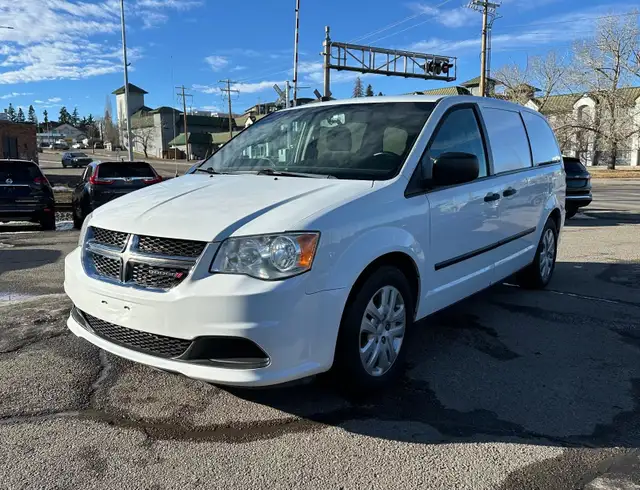 2016 Dodge Grand Caravan SE, Gas & Propane Cargo Van - Low Kms in Cars & Trucks in Calgary - Image 21