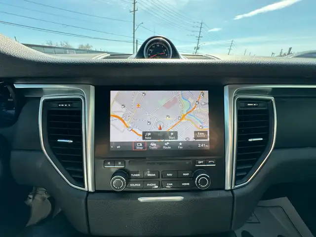 2018 Porsche Macan AWD dans Autos et camions dans Ottawa - Image 19