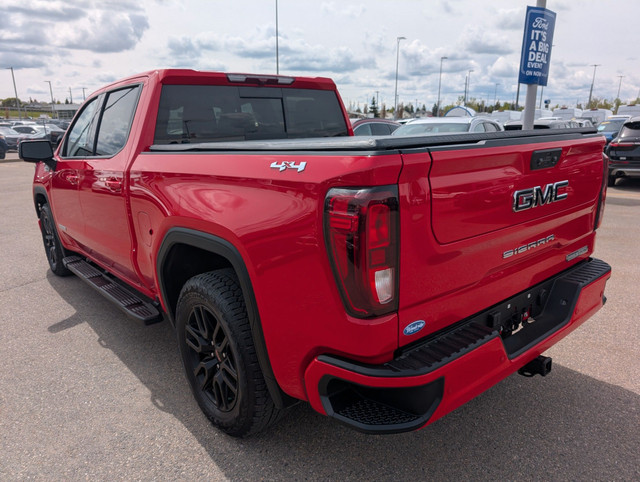 2023 GMC Sierra 1500 Elevation 5.3L, NAVIGATION, SUNROOF, LEA... in Cars & Trucks in Calgary - Image 3