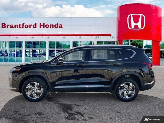  2022 Hyundai Santa Fe Preferred in Cars & Trucks in Brantford - Image 2