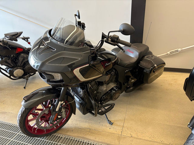 2024 Indian Motorcycle Challenger Elite in Sport Touring in Saskatoon - Image 3