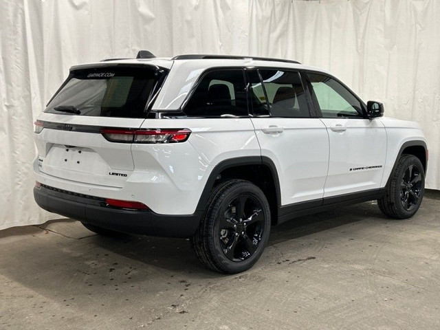 2025 Jeep Grand Cherokee in Cars & Trucks in Lethbridge - Image 4