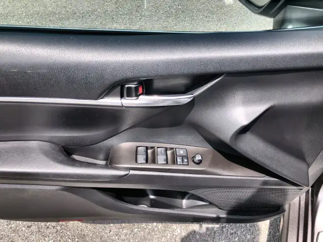 2023 Toyota Camry SE SOFTEX/FABRIC, BK.CAM, HTD. SEATS, ALLOYS in Cars & Trucks in Ottawa - Image 14