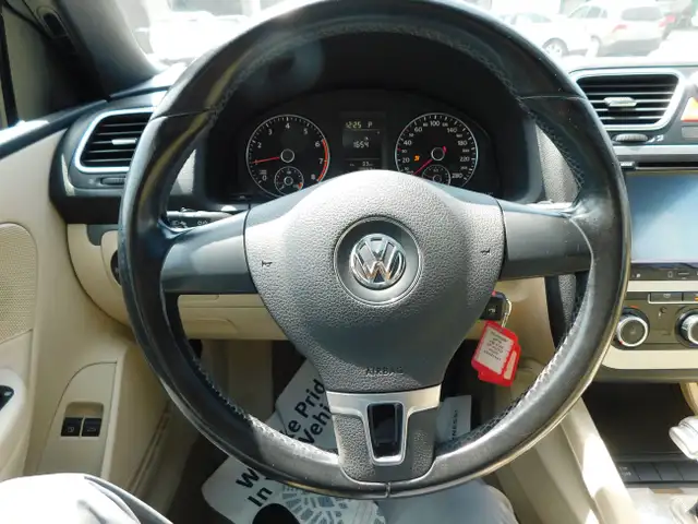 Volkswagen Eos Highline Cuir, Mags GPS Détecteurs Pare Choc Arr  in Cars & Trucks in City of Montréal - Image 31