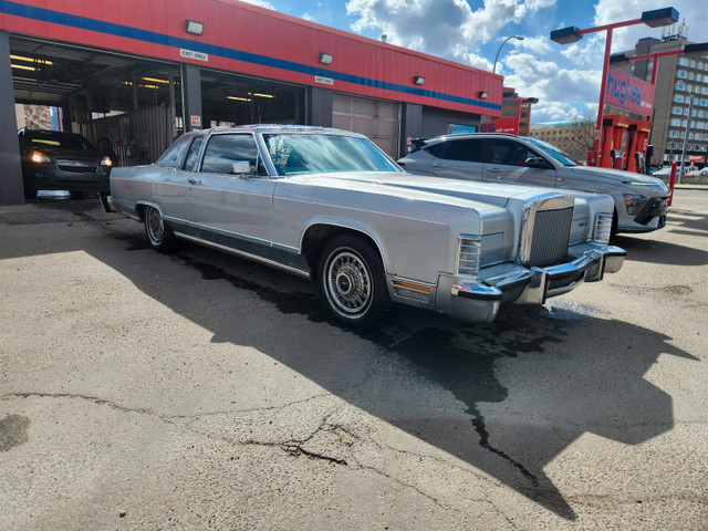 1979 Lincoln Continental Coupe W Moonroof in Cars & Trucks in Edmonton - Image 2
