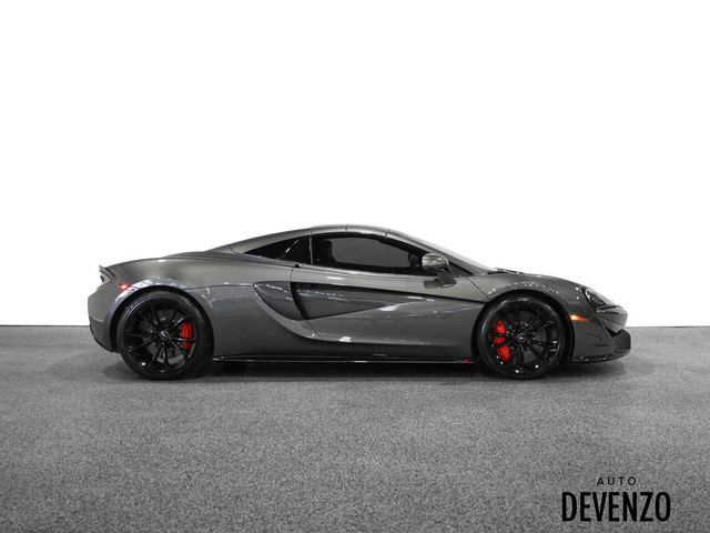 2019 McLaren 570S Spider / Front Axle Lift / Carbon Ceramic Brak in Cars & Trucks in Laval / North Shore - Image 4