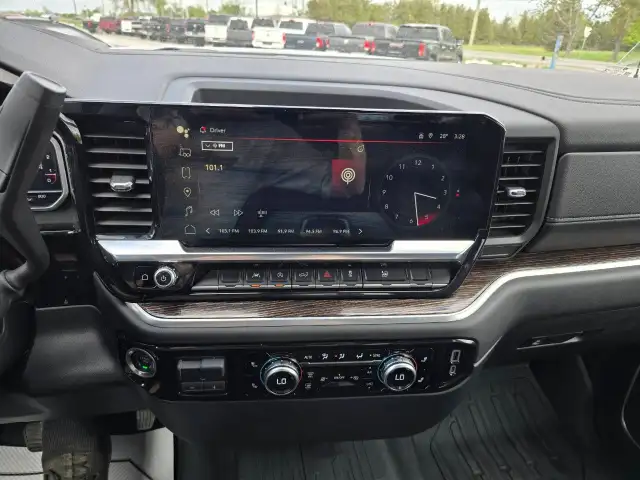 2023 GMC Sierra 1500 dans Autos et camions dans Ottawa - Image 17