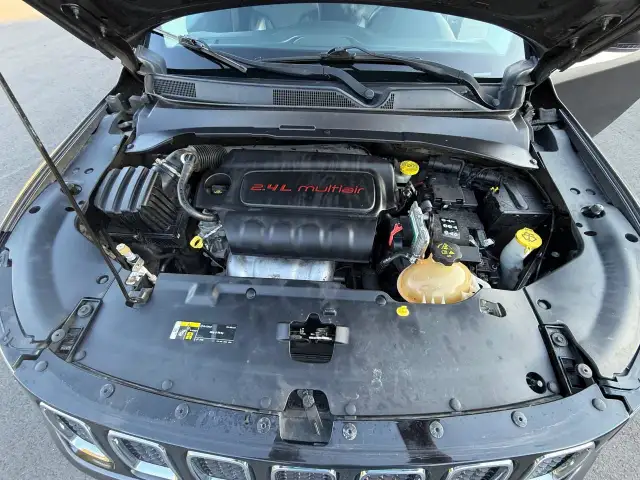 2017 Jeep Compass LIMITED 4x4 | LEATHER | CARPLAY | REMOTE START in Cars & Trucks in Ottawa - Image 24