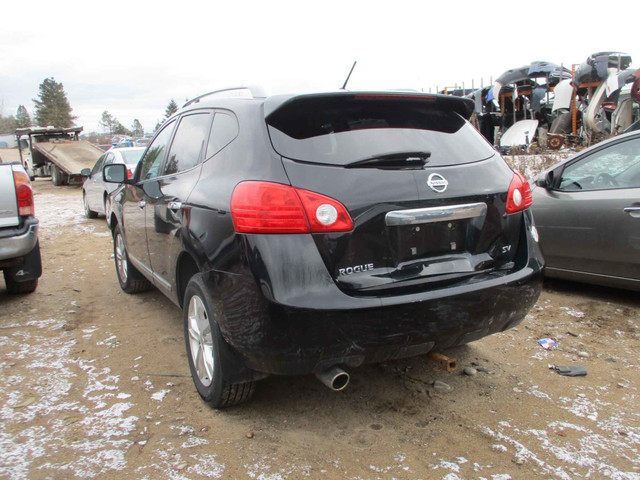 2013 Nissan Rogue S FWD in Cars & Trucks in Barrie - Image 3