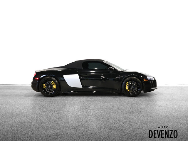 2017 Audi R8 Spyder V10 Quattro 540HP in Cars & Trucks in Laval / North Shore - Image 4