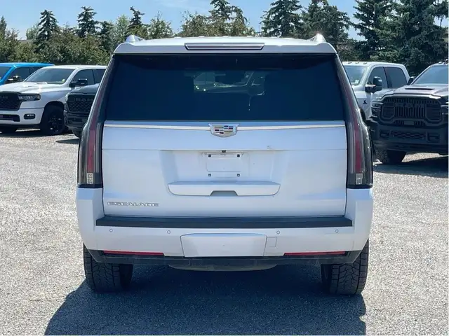 2016 Cadillac Escalade Platinum Edition in Cars & Trucks in Calgary - Image 6