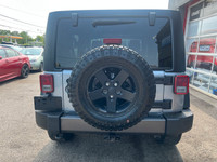 VERY SHARP VERY SPORTY JEEP WRANGLER UNLIMITED SPORT EDITION. 1 OWNER VEHICLE WITH EXTENSIVE SERVICE... (image 4)