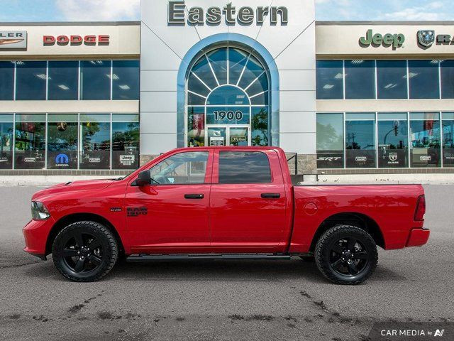 2022 Ram 1500 Classic Express | 5.7L Hemi | Trailer Hitch in Cars & Trucks in Winnipeg - Image 2