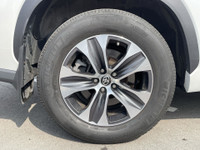 This, is a White 2022 Toyota Highlander with XLE AWD Package, Featuring:~ One Previous Owner Only~ C... (image 5)
