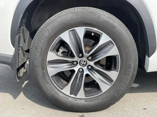 2022 Toyota Highlander XLE 1 OWNER,FULL SERVICE HISTORY,NEW O... in Cars & Trucks in City of Toronto - Image 7