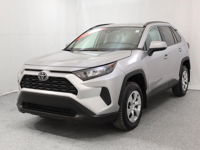 2021 Toyota RAV4 LE AWD, CAMÉRA RECUL, SIÈGES CHAUFFANTS, A/C, A in Cars & Trucks in Longueuil / South Shore