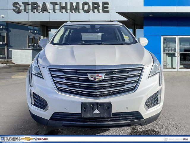 2018 Cadillac XT5 Luxury AWD in Cars & Trucks in Calgary - Image 2