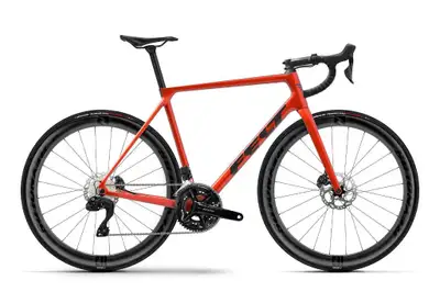 Concessionnaire des véhicules neufs et d'occasion. Vélo FELT FR ADV 28'' 24S 105 DI2 2024 FINANCEMEN...