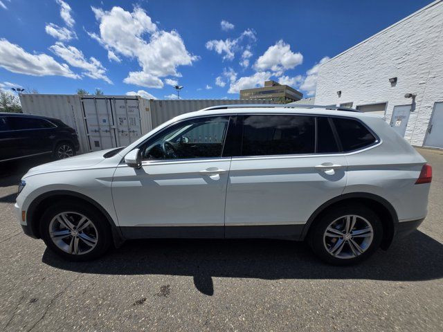 2021 Volkswagen Tiguan Highline in Cars & Trucks in Calgary - Image 4