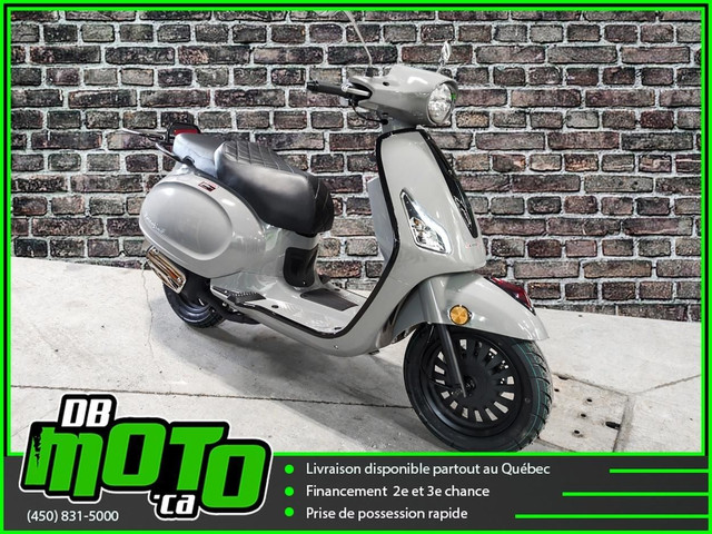 2023 Scootterre portogino 50 cc ** aucun frais cache ** in Scooters & Pocket Bikes in West Island - Image 2