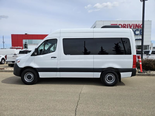 2022 Mercedes-Benz Sprinter Passenger Van in Cars & Trucks in St. Albert - Image 2