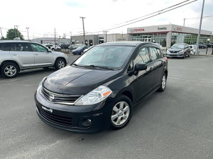 2012 Nissan Versa SL HB MANUELLE