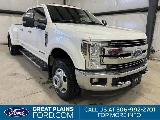 2018 Ford Super Duty F-350 DRW Lariat | Leather | Navigation