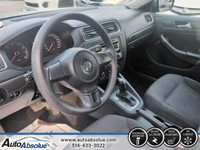 Engine: Moteur à 4 cylindres 2.0l L/100Km City: 9.3 L/100Km Hwy: 6.7 Safety Equipment Contrôle élect... (image 9)