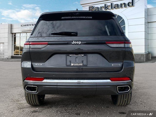 2025 Jeep Grand Cherokee Overland 4x4 Sunroof Nav HUD Night in Cars & Trucks in St. Albert - Image 4