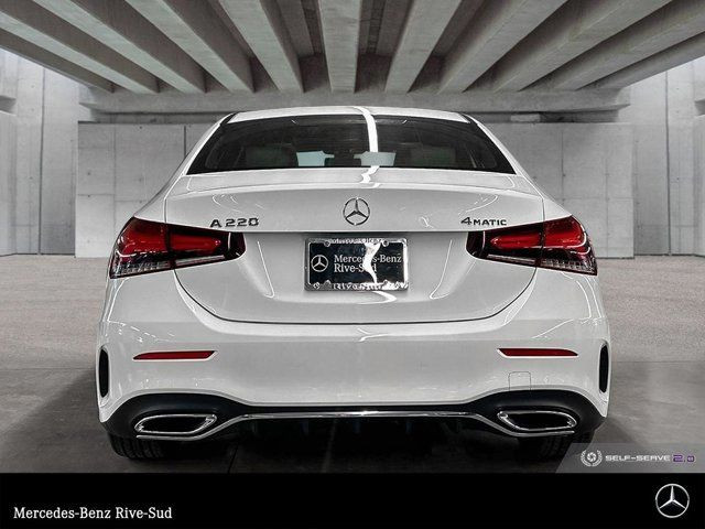 2022 Mercedes-Benz A 220 4MATIC | ENSEMBLE SPORT | VOLANT CHAUFF in Cars & Trucks in Longueuil / South Shore - Image 4