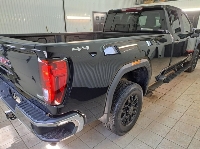 GMC Sierra 2500HD cabine double BOITE DE 8 PIEDS DISEL 2021 à ve in Cars & Trucks in Trois-Rivières - Image 3
