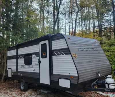 YOUR GATEWAY TO ADVENTURE WITH THE DUTCHMEN ASPEN TRAIL PAYMENTS ONLY $132 BI-WEEKLY OAC!! APPLY TOD...