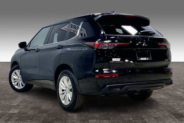 2025 Mitsubishi Outlander ES S-AWC in Cars & Trucks in Edmonton - Image 3