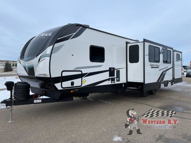 2024 Heartland North Trail 33BHDS in Travel Trailers & Campers in Red Deer - Image 4