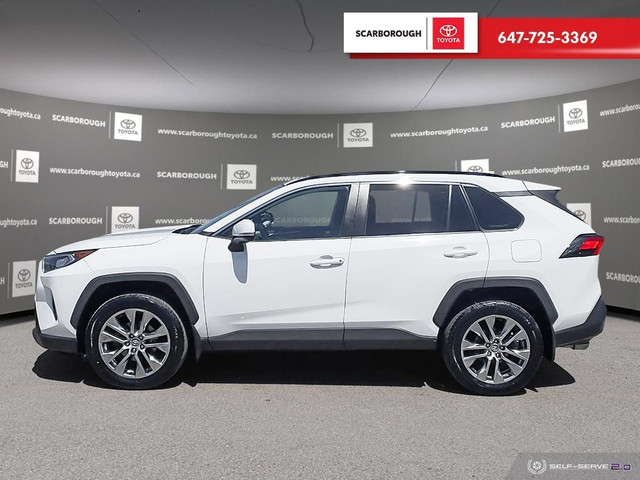 2020 Toyota RAV4 XLE Premium AWD | Leather | Sunroof | Alloys in Cars & Trucks in City of Toronto - Image 3