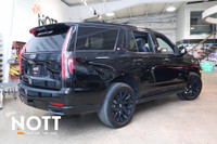 Key Features: ONYX PACKAGE: Monochromatic Cadillac Emblem, Gloss Black Escalade Nameplate, 12-Spoke... (image 4)