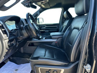 VERY CLEAN ONE OWNER RAM 1500 CREW CAB! COMES WITH A 5.7 HEMI V8, HEATED /VENTILATED LEATHER BUCKET... (image 8)