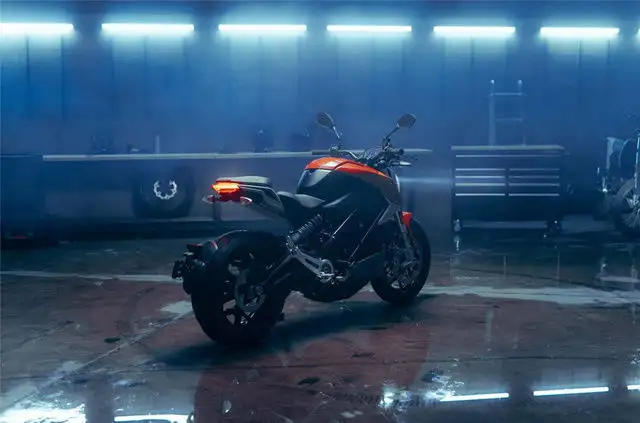 2022 Zero Motorcycles Zero SR/F Standard in Sport Bikes in Chilliwack - Image 16