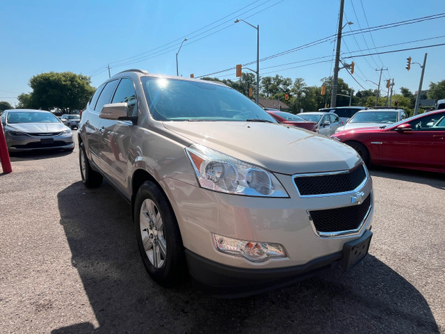 2011 Chevrolet Traverse 1LT in Cars & Trucks in Kitchener / Waterloo - Image 3